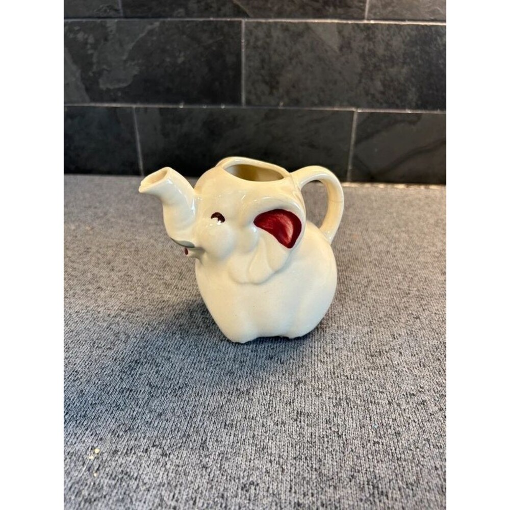 Shawnee Pottery Elephant Creamer Cup Vintage